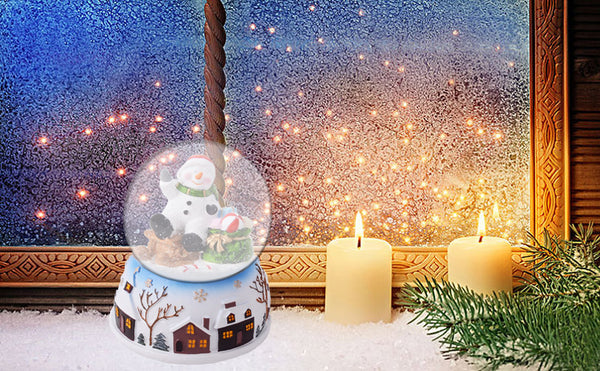 Lightahead Polyresin Musical Christmas Snow Globe with Falling snowflakes & music playing (SnowMan)